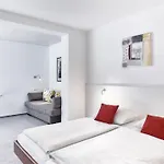 מלון Waldhotel Sulzbachtal Schönaich